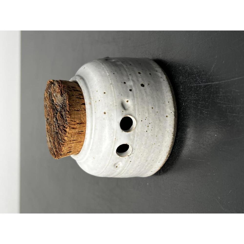 Sanibel Pottery Ceramic Garlic/Spices Storage Jar with Cork Lid